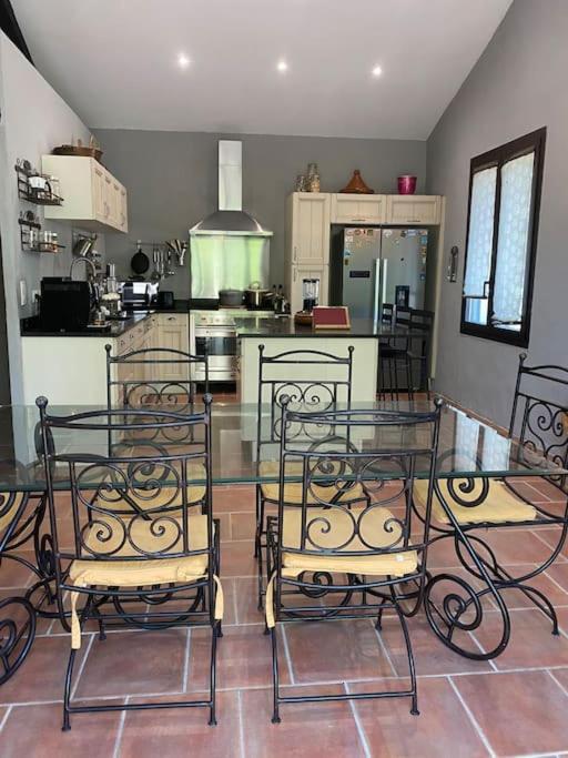 Ar De Vie Villa Chaleureuse En Provence Ventabren Exteriér fotografie