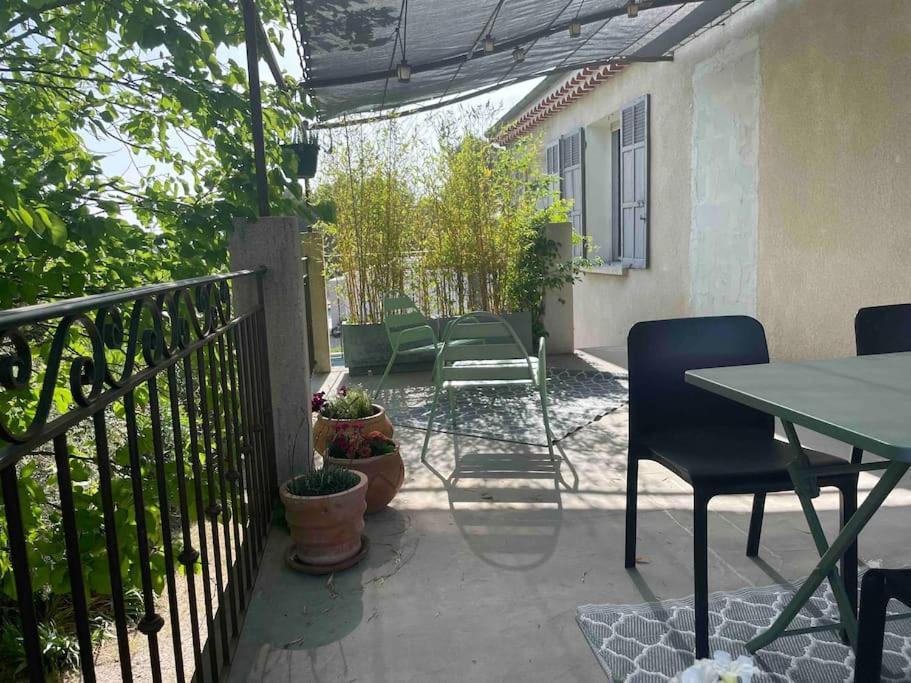 Ar De Vie Villa Chaleureuse En Provence Ventabren Exteriér fotografie