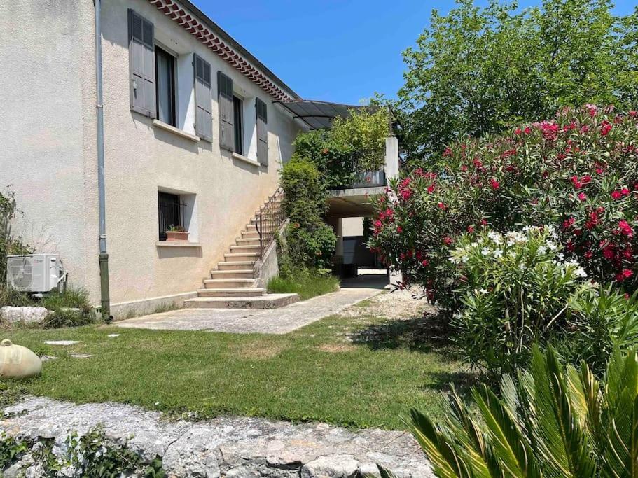 Ar De Vie Villa Chaleureuse En Provence Ventabren Exteriér fotografie